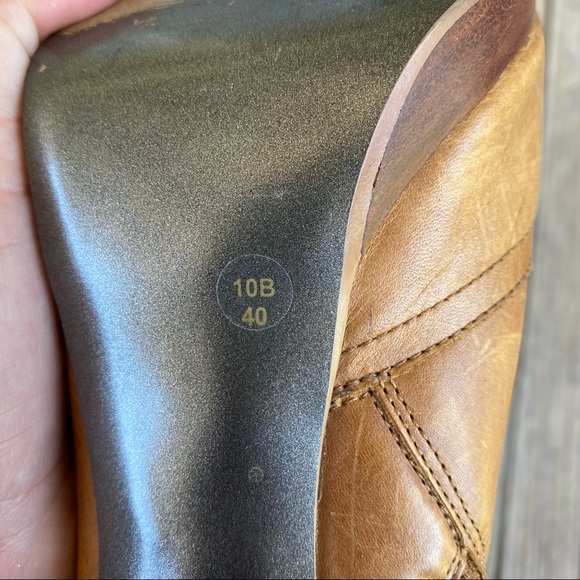 Jessica Simpson Distressed Leather Tall Boots Size 10 Stacked Heel Butterscotch - Picture 11 of 14